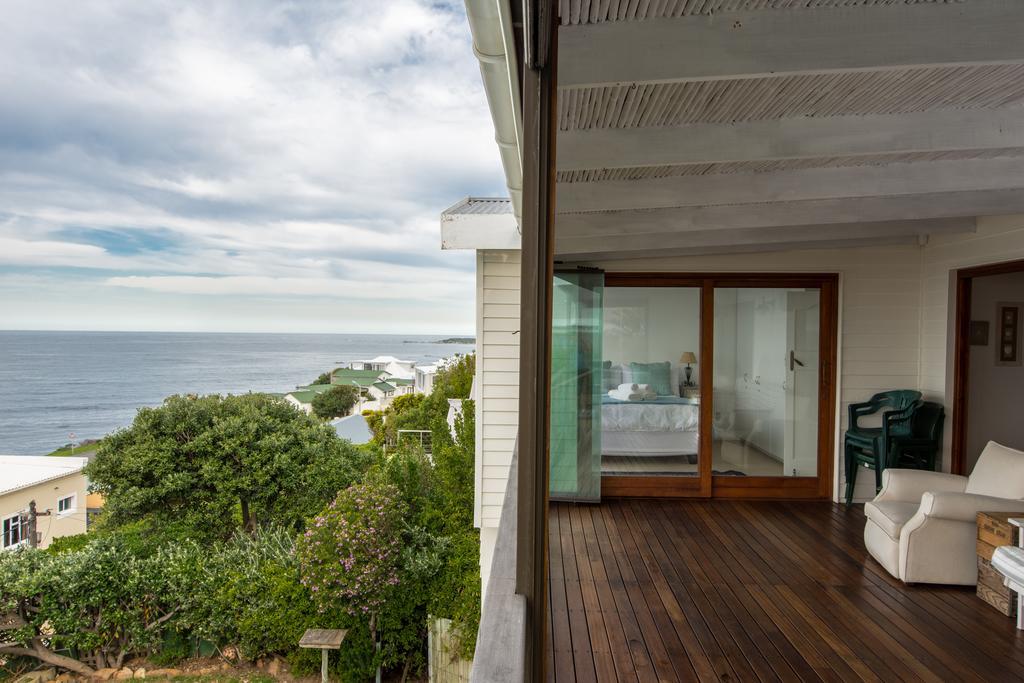 Quarterdeck Holiday Apartment Cape Town Exterior photo